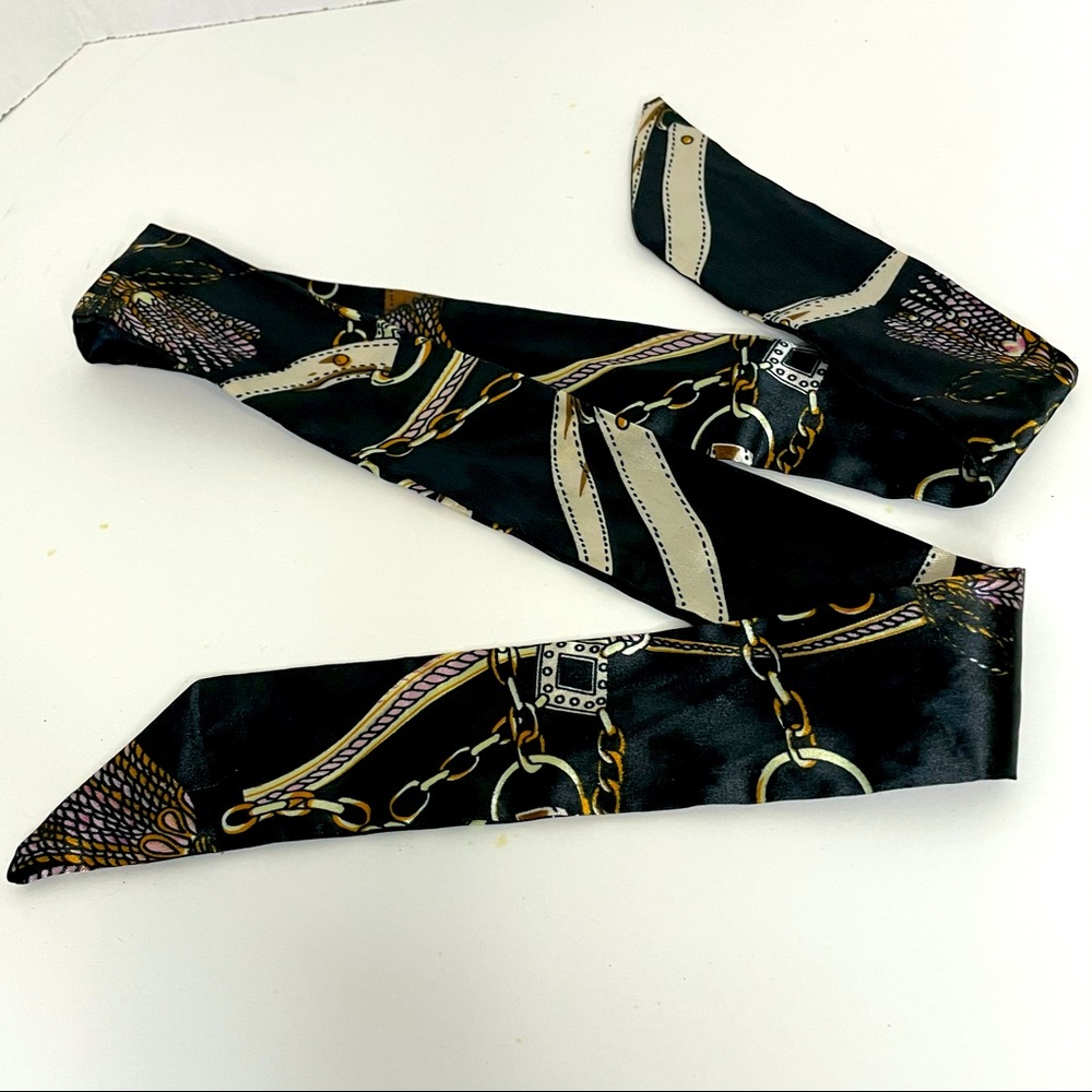 🌺🍍3/$20 🌺🍍 Thin scarf or purse handle wrap
